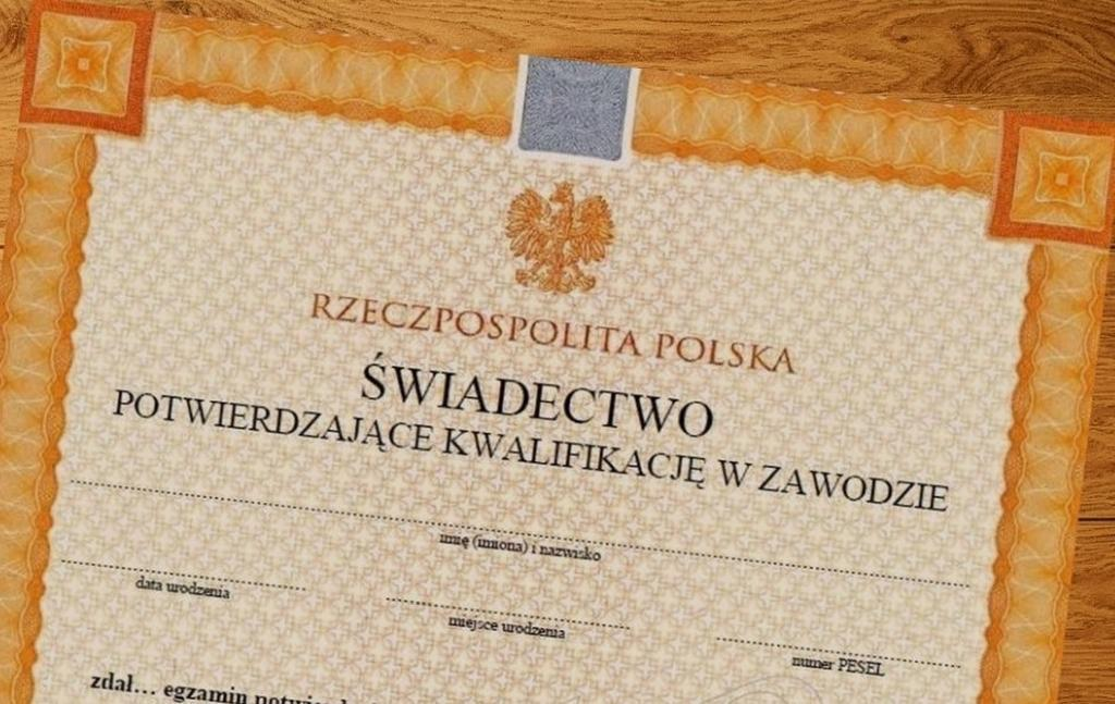 Dokumenty potwierdzające kwalifikacje